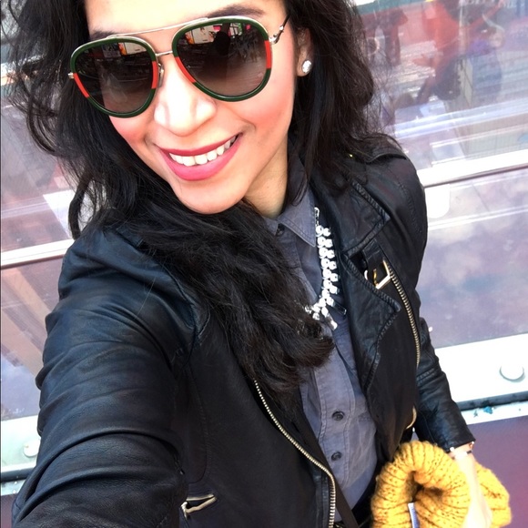 Meet the Posher Other - Meet your Posher, Erika